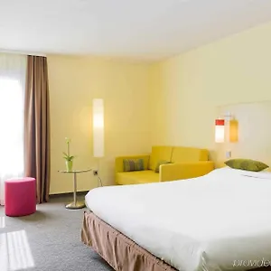 https://ibis-styles-nice-vieux-port.fr-provencehotel.com